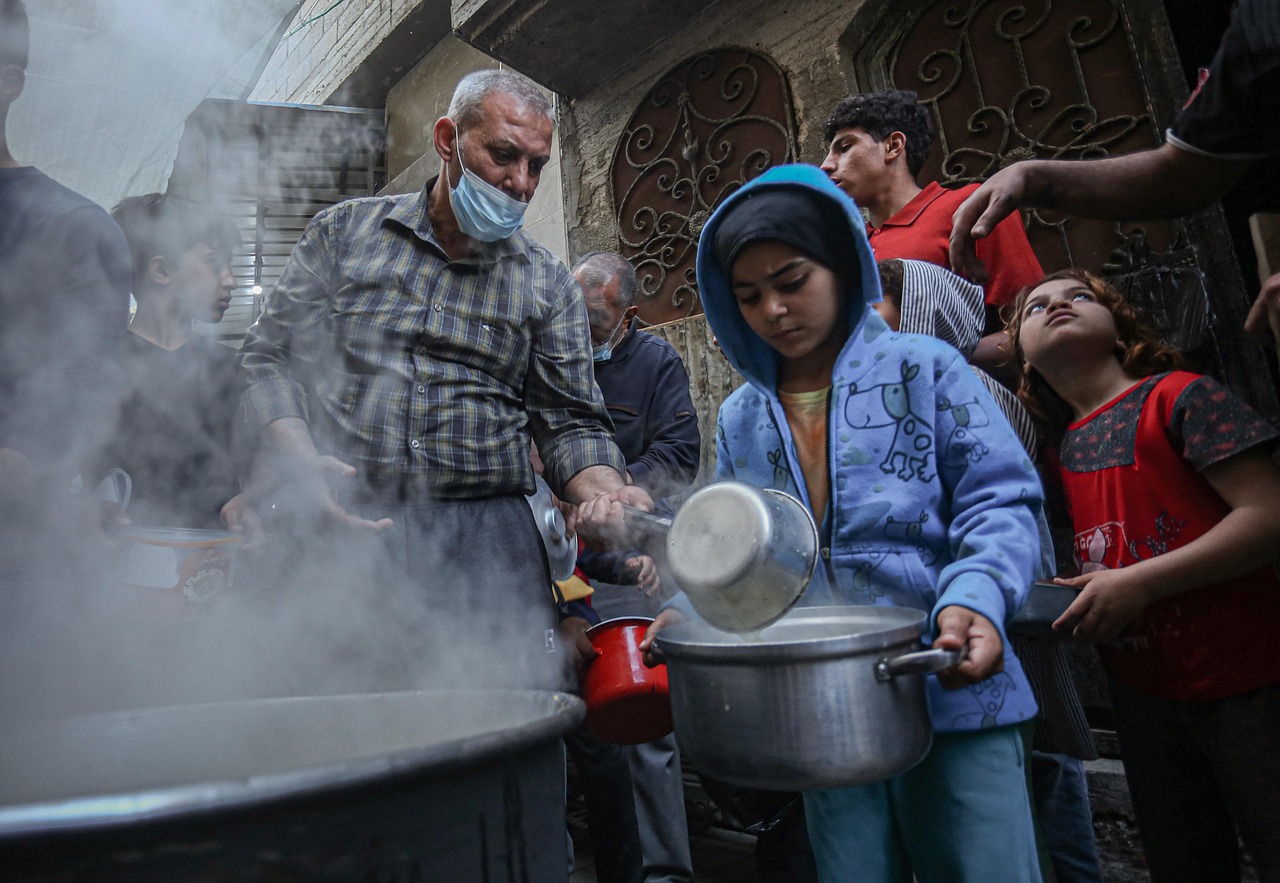 Gaza Children Food Care Education - Help for Palestine
